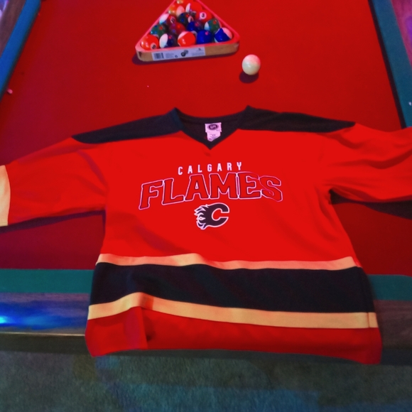 Calgary flames jersey(100%brand new!!) - Picture 1 of 2